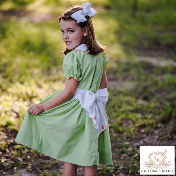 Yesterday's Needle Girl Embroidered Pumpkin  Fall Dress